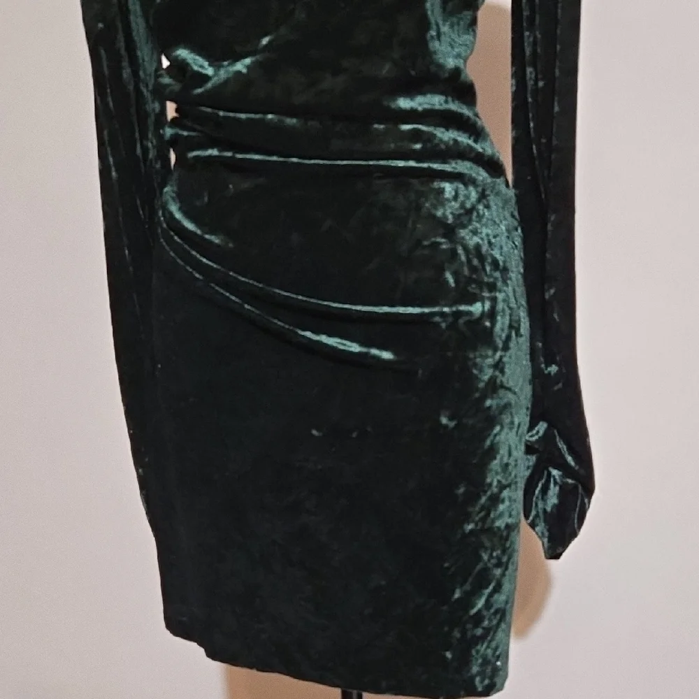 DR2 NWT Zara Emerald Green Side Zip Draped Dress Sz Sm Velvet Ruched Sleeve - Picture 5 of 13